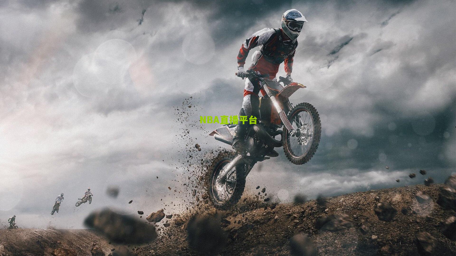 安迪-卡罗尔养伤期间携女友度假引争议，球队管理层公开表态强调纪律