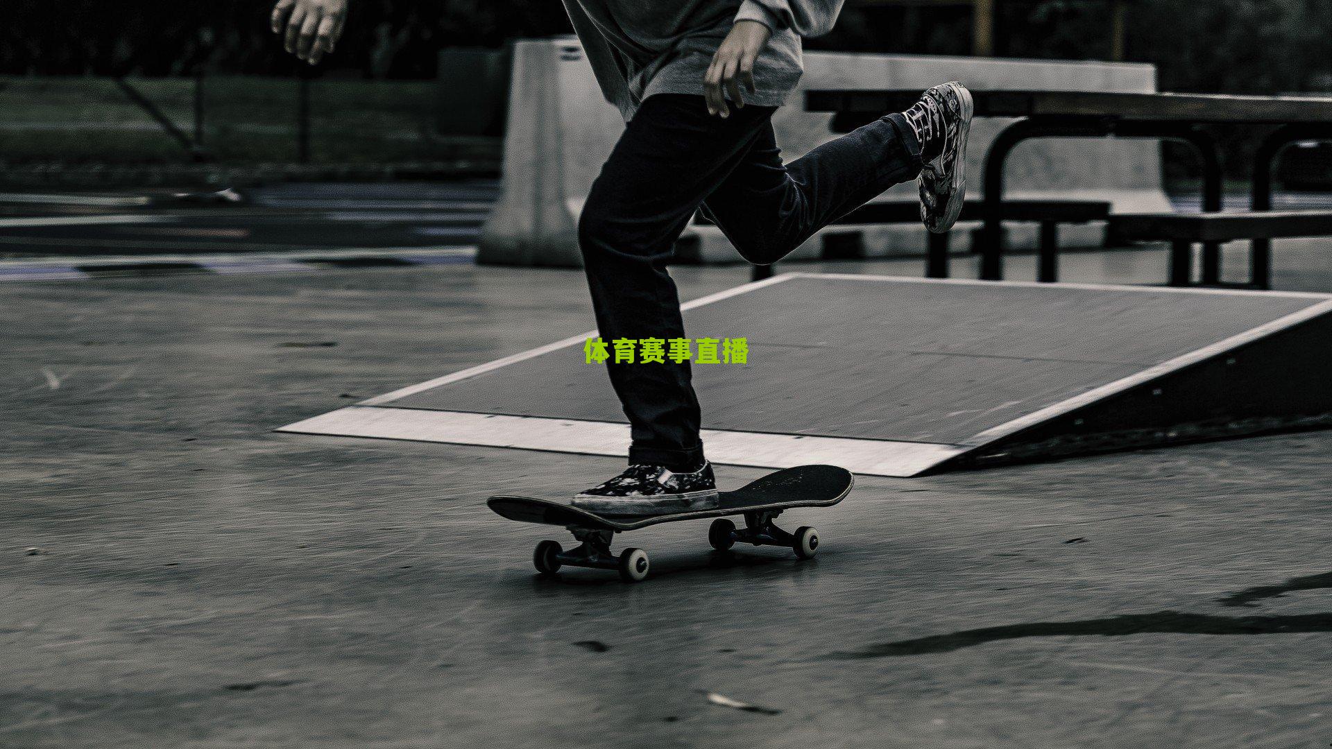 成耀东总结U21国青海外拉练,攻防转换与团队韧性显进步,四大层面仍需深化提升